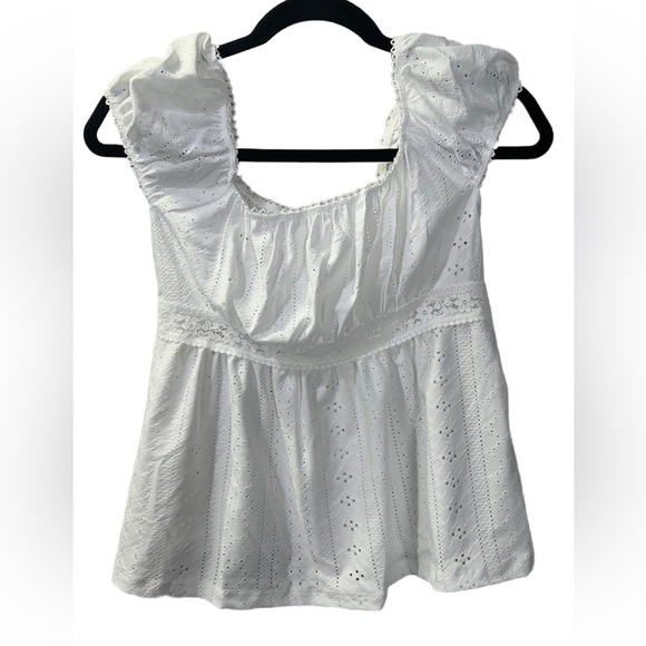 NWT Puff Cap Sleeve Eyelet Embroidery Shirt, Size Large, White - Picture 6 of 9